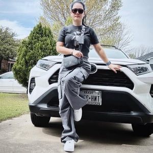 Meet your Posher, Hau